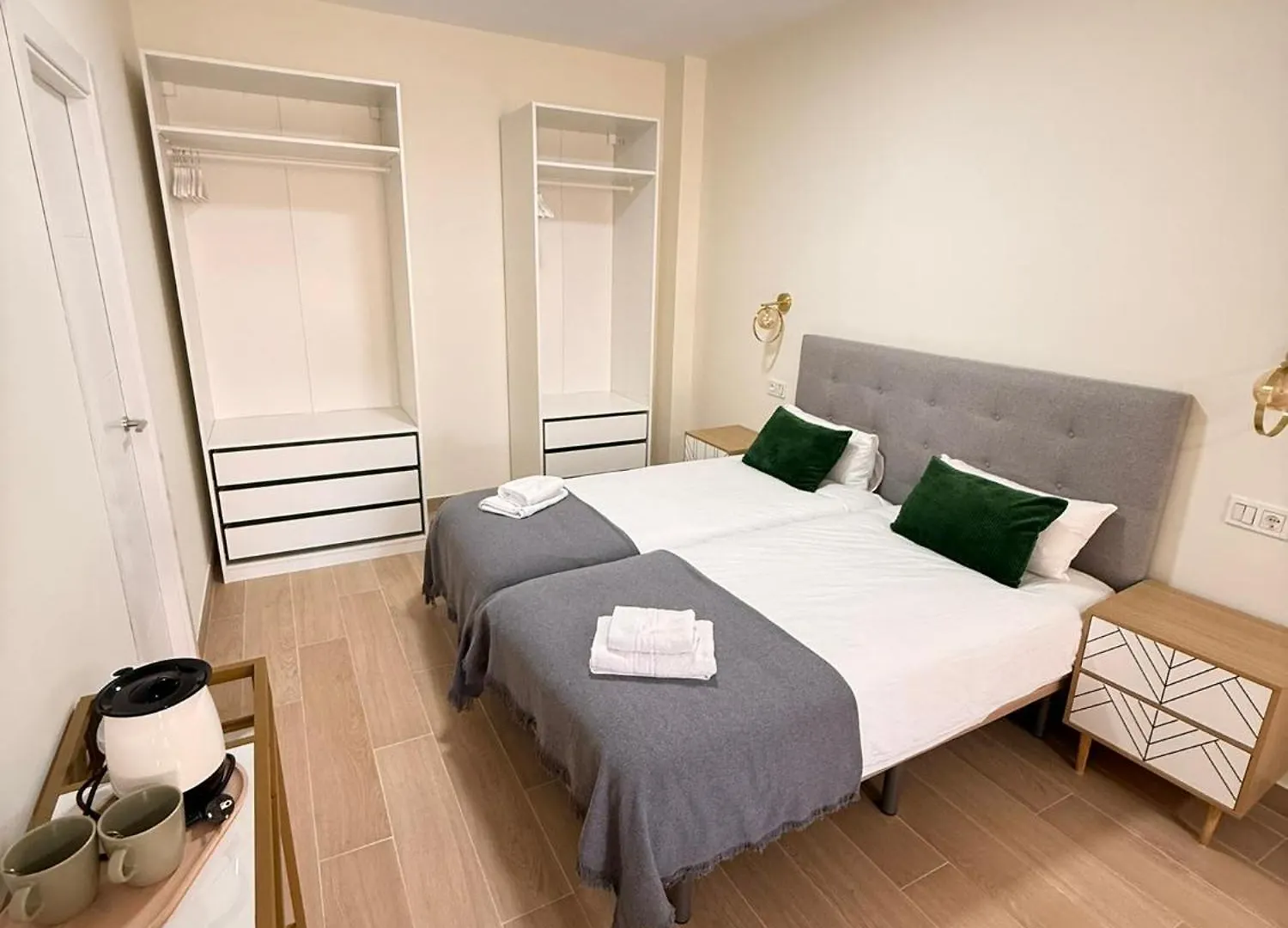Guest house Ola Malaga Hotel