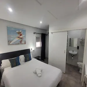 3* Pensionat Ayz Frailes - Auto Check-in (adults Only)
