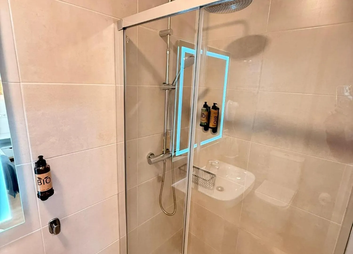 Ola Malaga Hotel