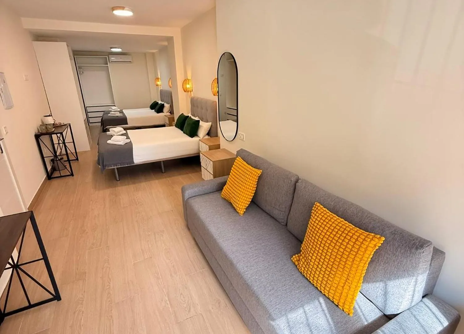 Ola Malaga Hotell